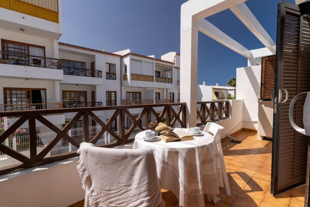 Apartamento Con 2 Terrazas En Los Cristianos Los Cristianos  Exterior photo