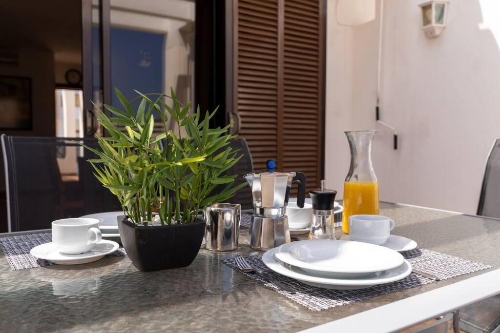 Apartamento Con 2 Terrazas En Los Cristianos Los Cristianos  Exterior photo
